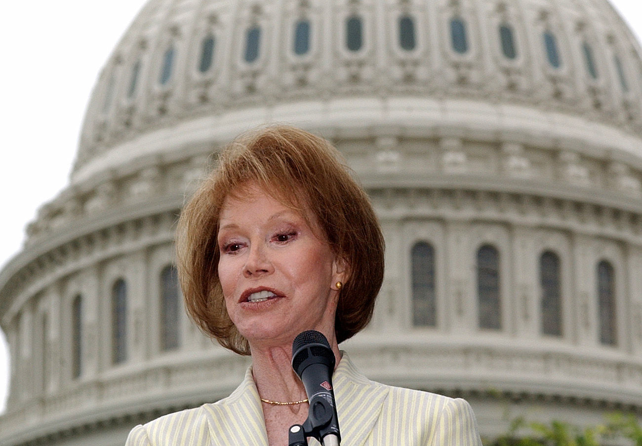 Mary Tyler Moore, 2005
